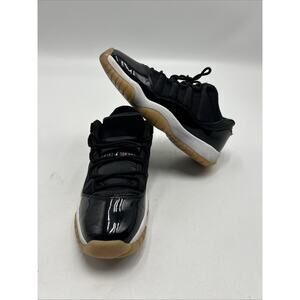 Nike Air Jordan 11 Retro Low 580521-013 Black Coral White YOUTH Size 5.5Y
